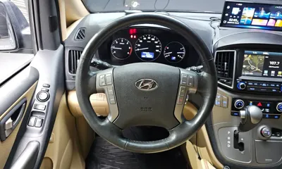 Hyundai Starex 2017, 84367 км, за 10529.79 USD - фото 13