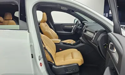 Volvo XC40 2021, 97342 км, за 17876.87 USD - фото 11