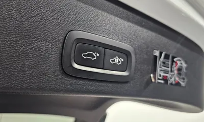 Volvo XC40 2021, 97342 км, за 17876.87 USD - фото 20