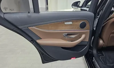 Mercedes-Benz E-Class 2021, 53113 км, за 21012.25 USD - фото 25