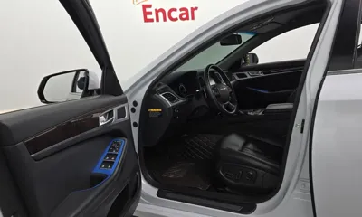 Hyundai Genesis 2016, 88071 км, за 8476.81 USD - фото 10