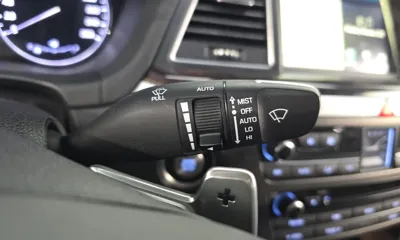 Hyundai Genesis 2016, 88071 км, за 8476.81 USD - фото 17