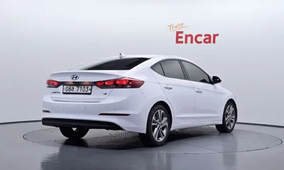 Hyundai Avante 2018, 79494 км, за 7097.74 USD