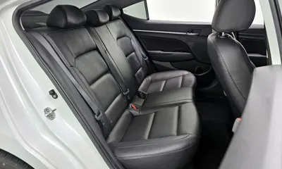 Hyundai Avante 2018, 79494 км, за 7090.82 USD - фото 11