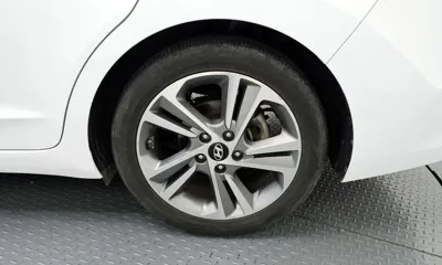 Hyundai Avante 2018, 79494 км, за 7090.82 USD - фото 21