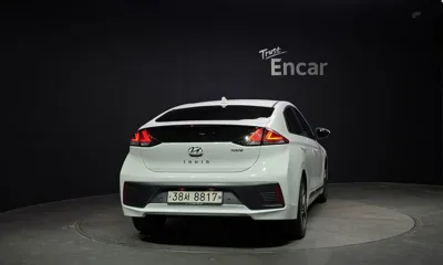 Hyundai Ioniq 2020, 83346 км, за 9311.71 USD