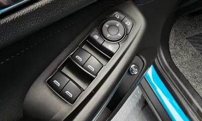 ChevroletGMDaewoo Trailblazer 2021, 59974 км, за 11192.04 USD - фото 16