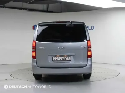Hyundai Starex 2015, 180813 км, за 4426.82 USD