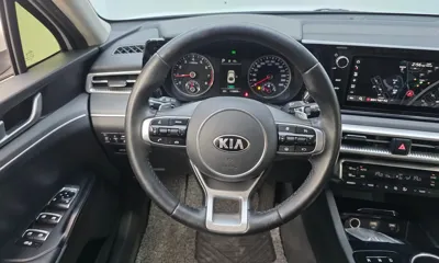Kia K5 2020, 115663 км, за 9518.18 USD - фото 13