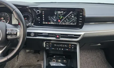 Kia K5 2020, 115663 км, за 9518.18 USD - фото 14
