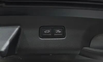 Kia Canival 2023, 4804 км, за 20781.77 USD - фото 32