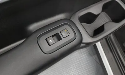 Hyundai Santafe 2024, 35018 км, за 22427.35 USD - фото 27