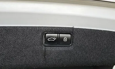 Genesis G80 2018, 94361 км, за 14626.53 USD - фото 32