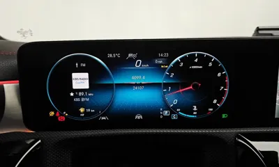 Mercedes-Benz CLA-Class 2023, 24107 км, за 22882.39 USD - фото 8