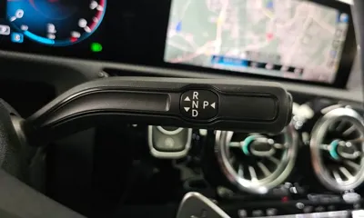 Mercedes-Benz CLA-Class 2023, 24107 км, за 22882.39 USD - фото 9