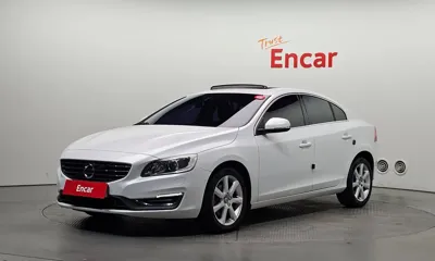 Volvo S60 · 2017 год