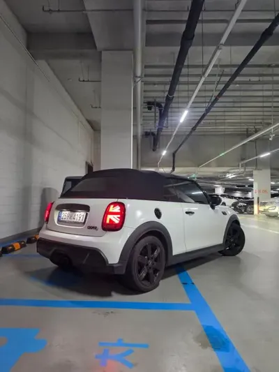 MINI Cooper Convertible 2022, 39500 км, за 17226.8 USD