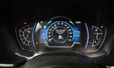 Hyundai Santafe 2019, 110547 км, за 12817.97 USD - фото 8