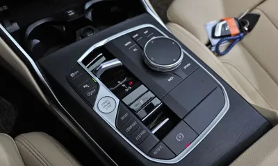 BMW 3-Series 2023, 121543 км, за 19437.03 USD - фото 9