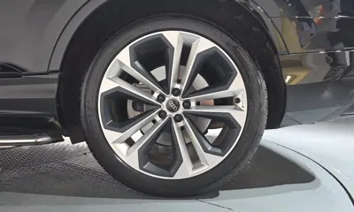 Audi Q7 2022, 70883 км, за 40007.84 USD - фото 21