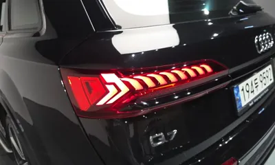 Audi Q7 2022, 70883 км, за 40007.84 USD - фото 23