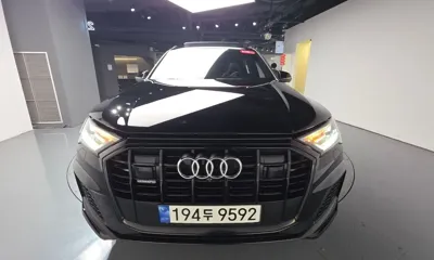 Audi Q7 2022, 70883 км, за 40007.84 USD - фото 31