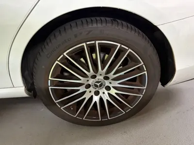 Mercedes-Benz C-Class 2024, 21839 км, за 26567.68 USD - фото 6