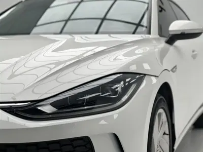 Volkswagen Lamando 2023, 35000 км, за 15759.32 USD