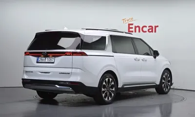 Kia Canival 2021, 96157 км, за 17318.89 USD