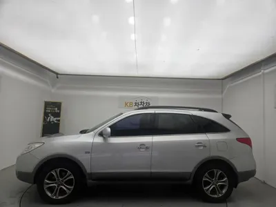 Hyundai Veracruz 2014, 200000 км, за 3170.91 USD