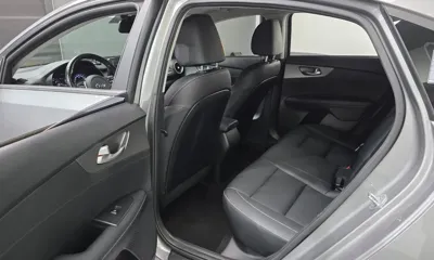 Kia K3 2019, 91027 км, за 7218.54 USD - фото 11