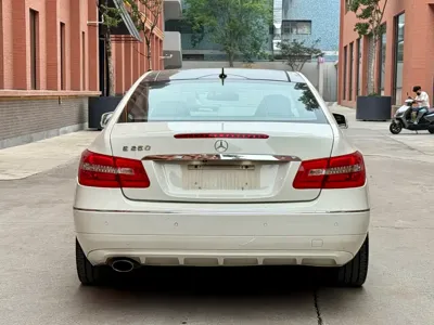 Mercedes-Benz E-Class (Import) 2012, 139000 км, за 5856.27 USD