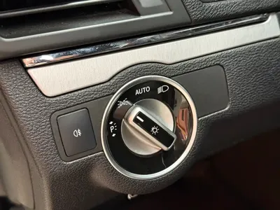Mercedes-Benz E-Class (Import) 2012, 139000 км, за 5856.27 USD - фото 10