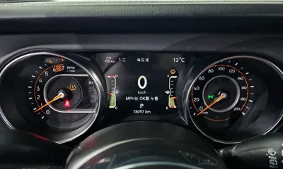 Jeep Wrangler 2023, 78097 км, за 31529.15 USD - фото 8
