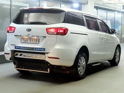 Kia Canival 2017, 212270 км, за 8606.75 USD