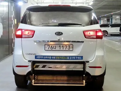 Kia Canival 2017, 212270 км, за 8606.75 USD
