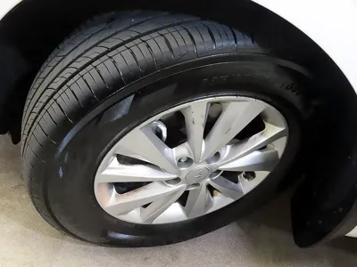 Kia Canival 2017, 212270 км, за 8606.75 USD