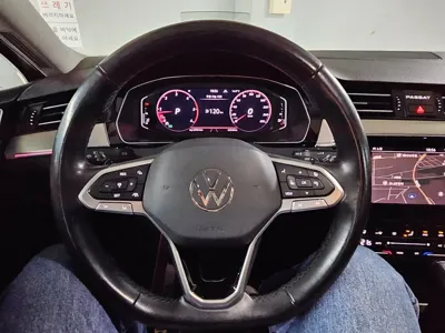 Volkswagen Passat 2021, 63345 км, за 15137.5 USD - фото 7