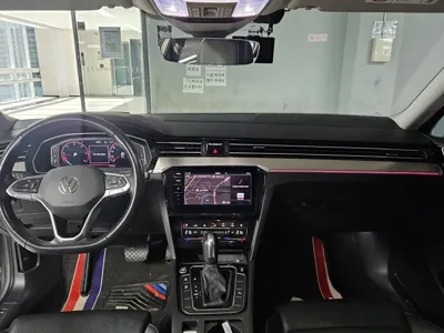 Volkswagen Passat 2021, 63345 км, за 15137.5 USD - фото 9