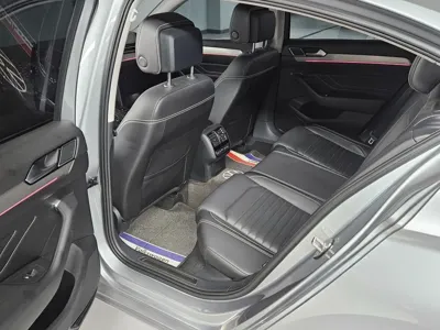 Volkswagen Passat 2021, 63345 км, за 15137.5 USD - фото 13