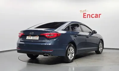Hyundai Sonata 2015, 146046 км, за 3931.99 USD
