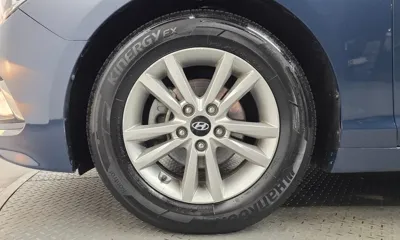 Hyundai Sonata 2015, 146046 км, за 3931.99 USD