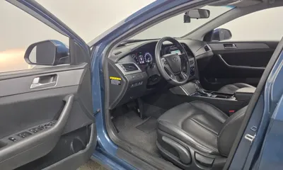 Hyundai Sonata 2015, 146046 км, за 3931.99 USD - фото 10