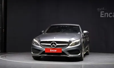Mercedes-Benz C-Class · 2017 год