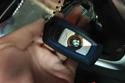 BMW 3 Series 2017, 87899 км, за 12802 USD - фото 23