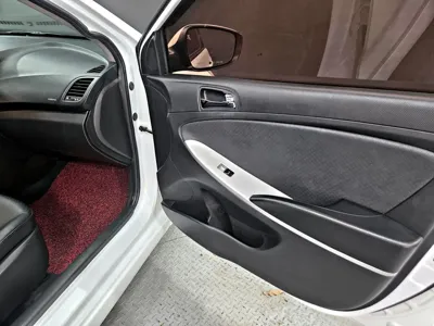 Hyundai Accent 2011, 159254 км, за 2214.98 USD - фото 19