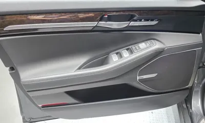 Genesis G90 2019, 28493 км, за 29746.19 USD - фото 24
