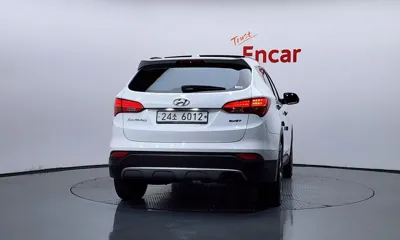 Hyundai Santafe 2015, 175093 км, за 7155.87 USD