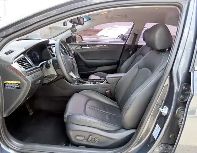 Hyundai Sonata 2019, 123813 км, за 8270.97 USD