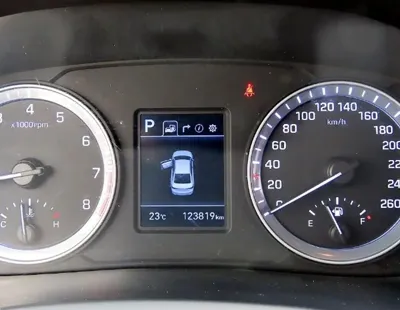 Hyundai Sonata 2019, 123813 км, за 8270.97 USD - фото 8